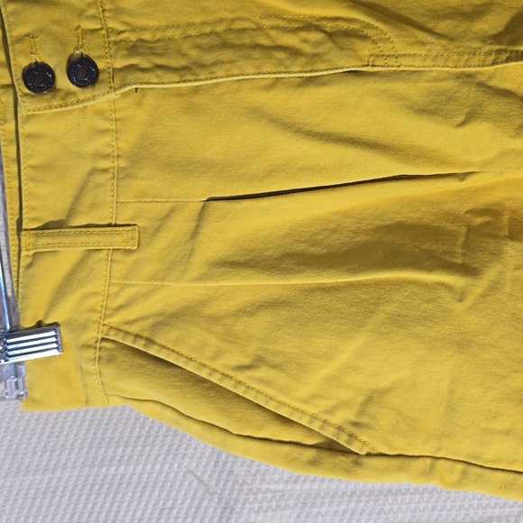 Women's forever 21 short, Sz M, color yellow - Picture 3 of 12